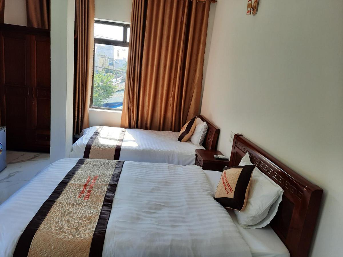 Hotel Nha Nghi Trung Hau Mong Cai Exterior foto